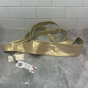Gold belt from Anthropologie- 30 ways to style!